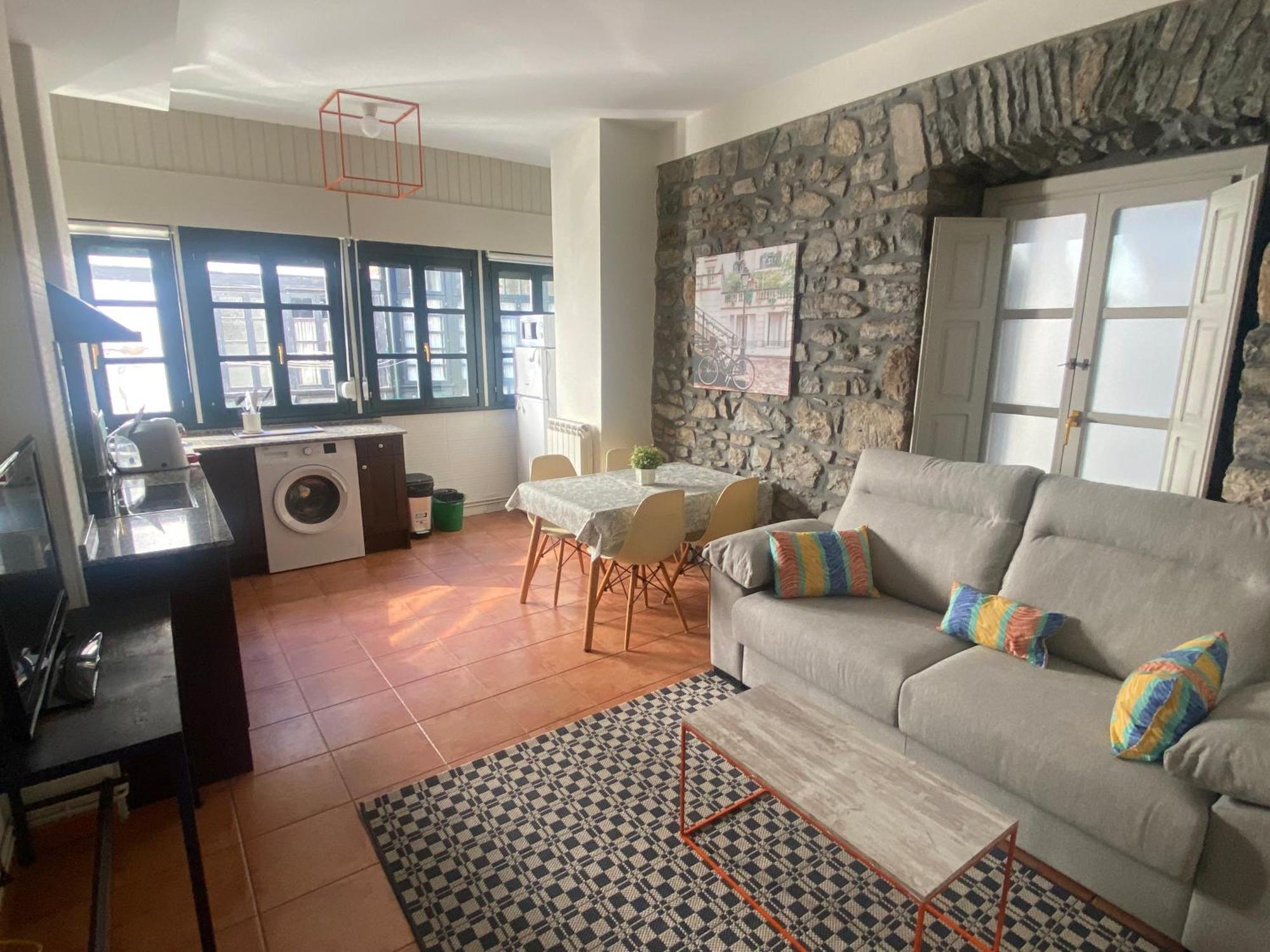Apartamentos Hevia Вальявисьоса Экстерьер фото