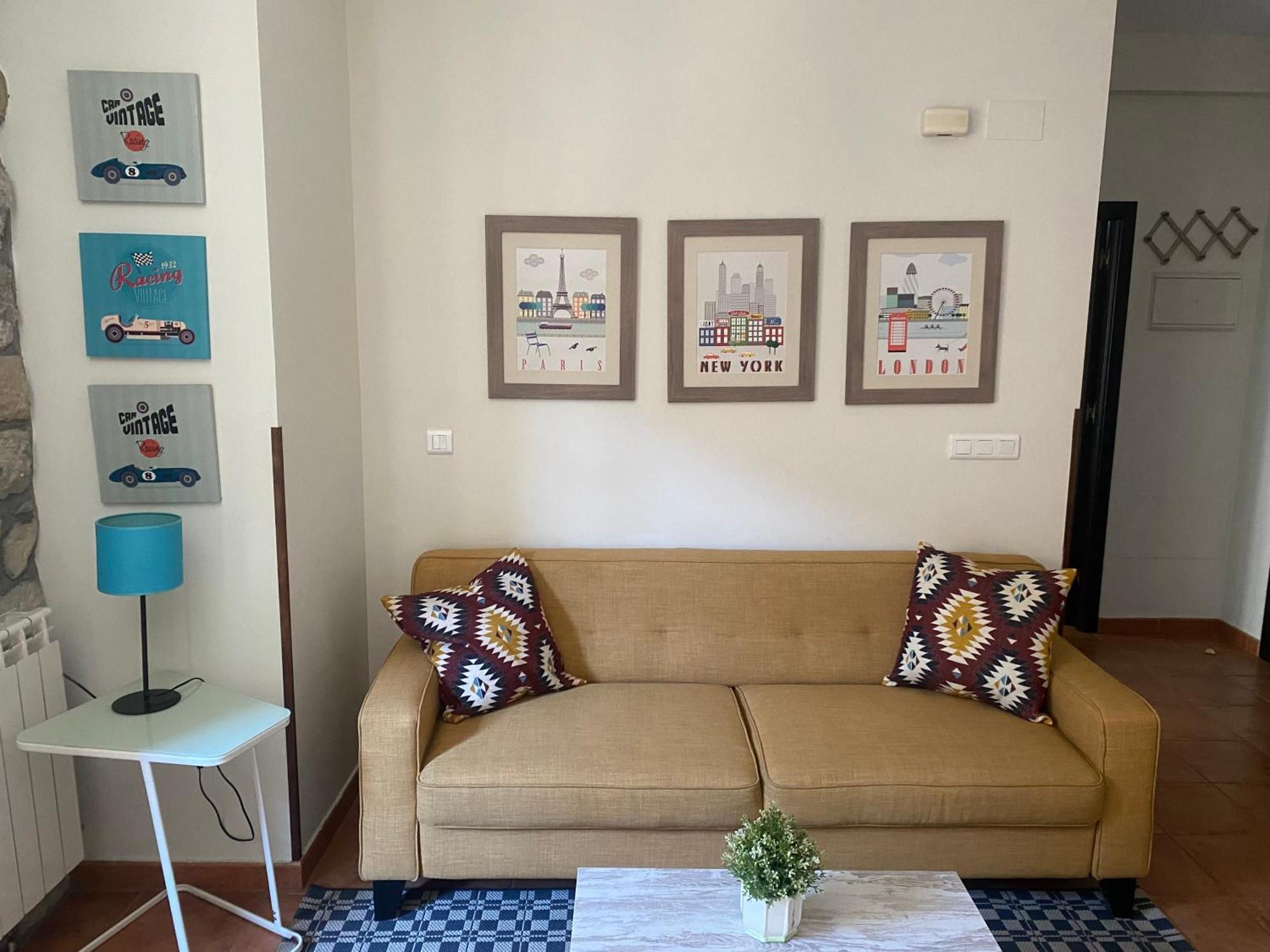 Apartamentos Hevia Вальявисьоса Экстерьер фото